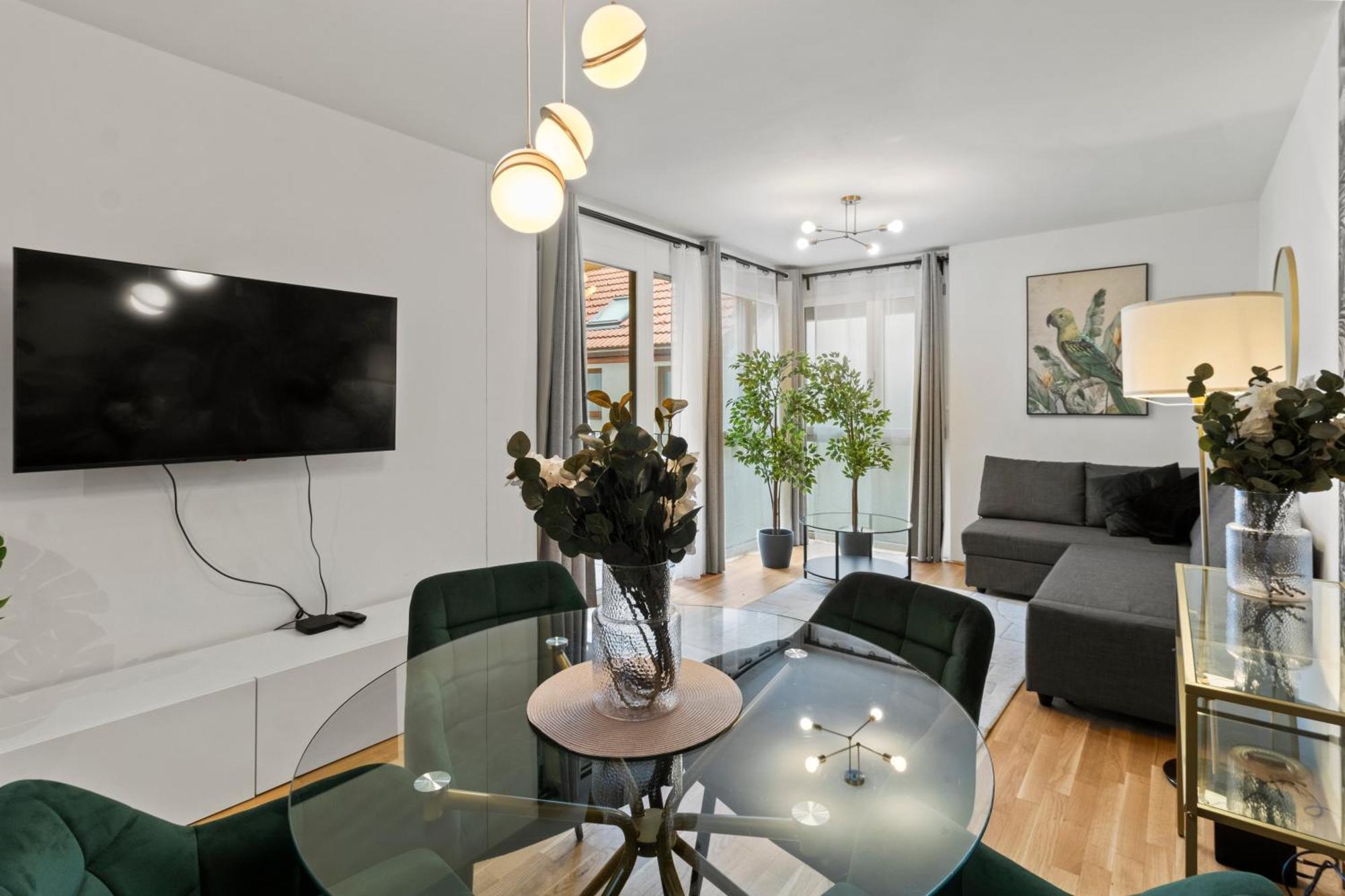 Balcony Apartment I 50 M² I Near City Center Viyana Dış mekan fotoğraf